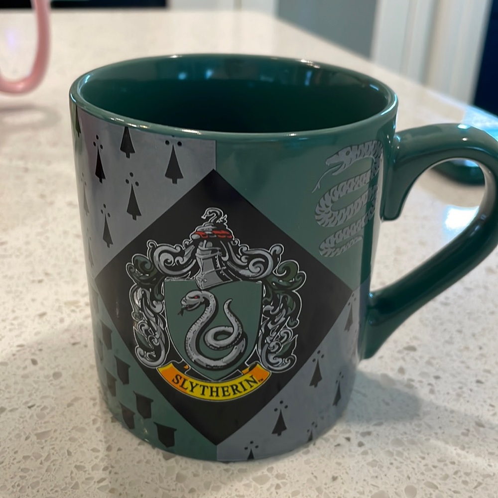 Harry Potter slytherin green mug